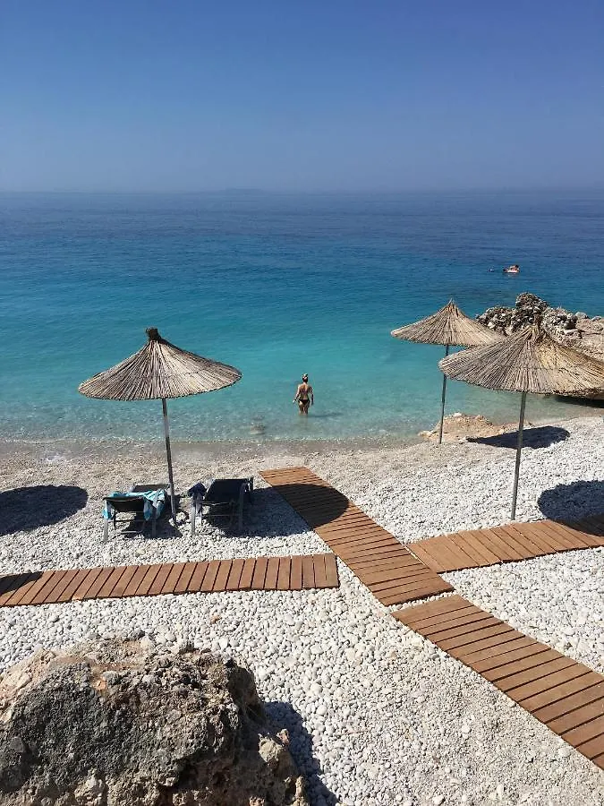 White Rocks Villa Dhermi Gjilek