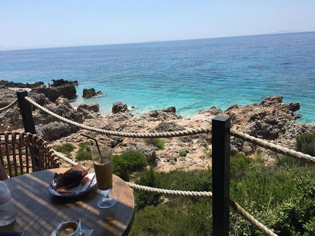 White Rocks Villa Dhermi Gjilek